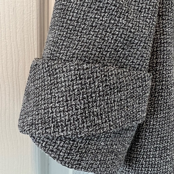 The Limited Short Sleeve Skirt Suit - Picture 5 of 6